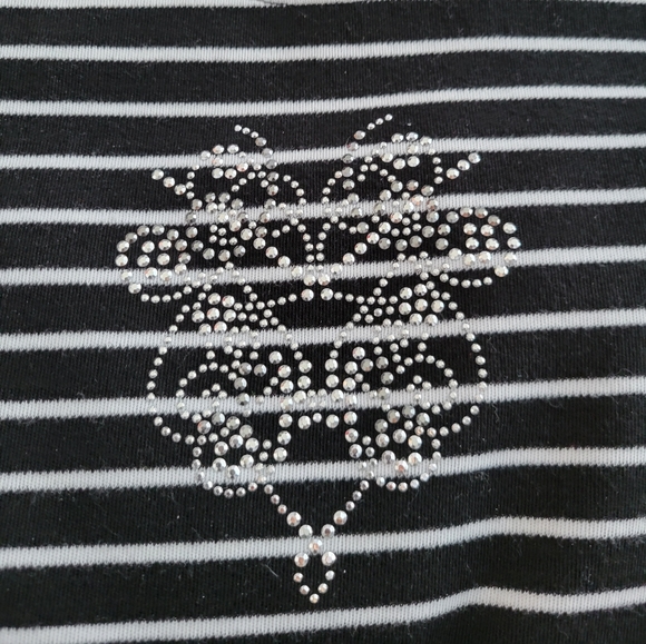 🌈2/$22 Alia striped shirt - Picture 7 of 7